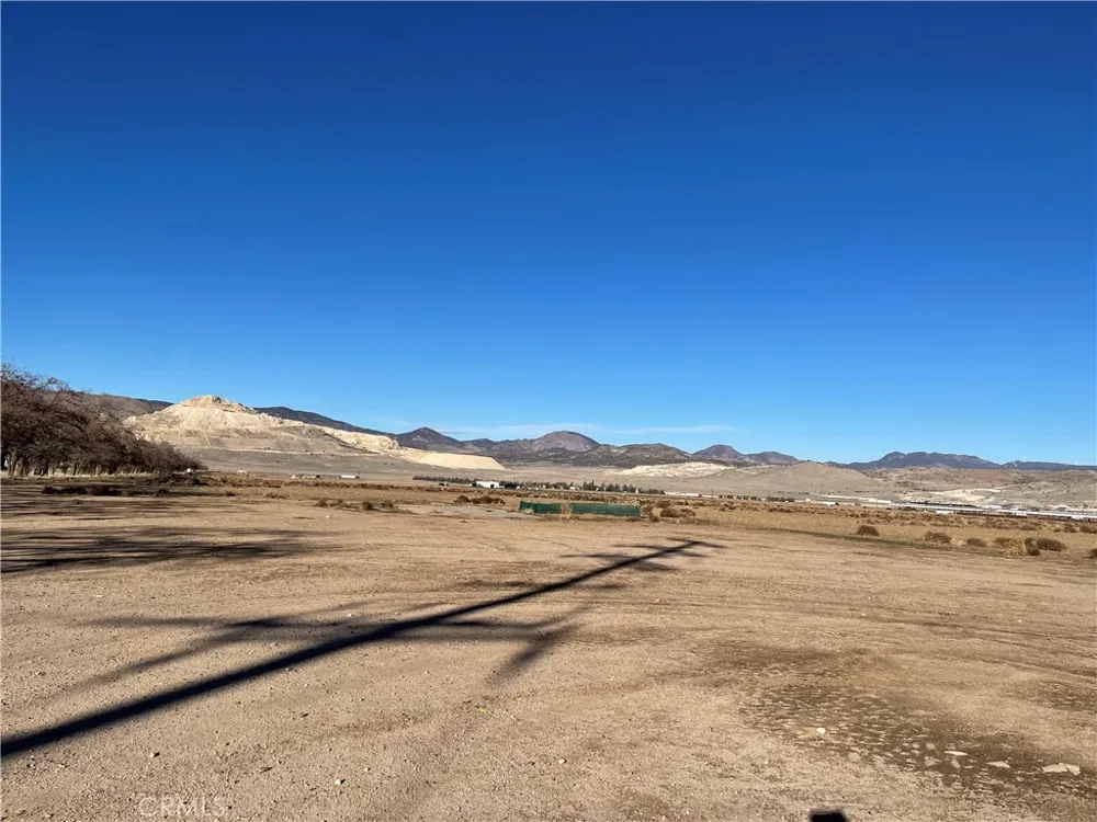 20028 Tehachapi Willow Springs Rd Tehachapi, CA 93561
