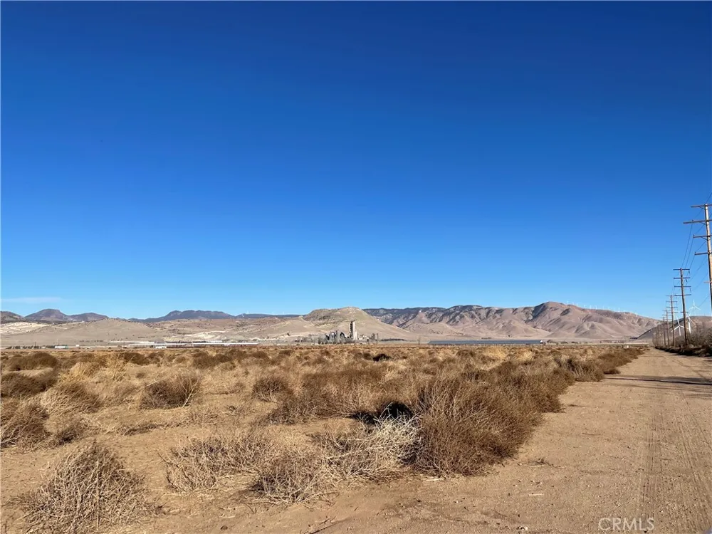 20028 Tehachapi Willow Springs Rd Tehachapi, CA 93561