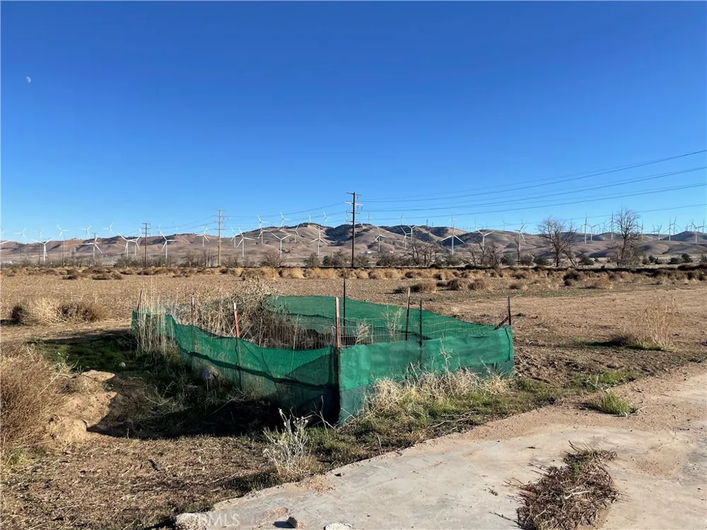 20028 Tehachapi Willow Springs Rd Tehachapi, CA 93561
