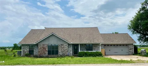 218 County Road 2992