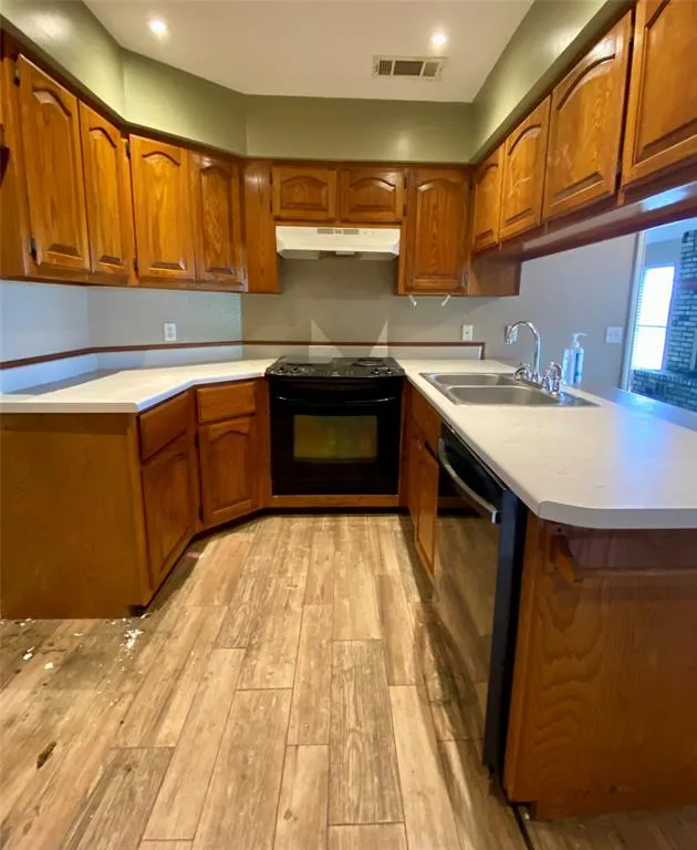 218 County Road 2992 Windom, TX 75492
