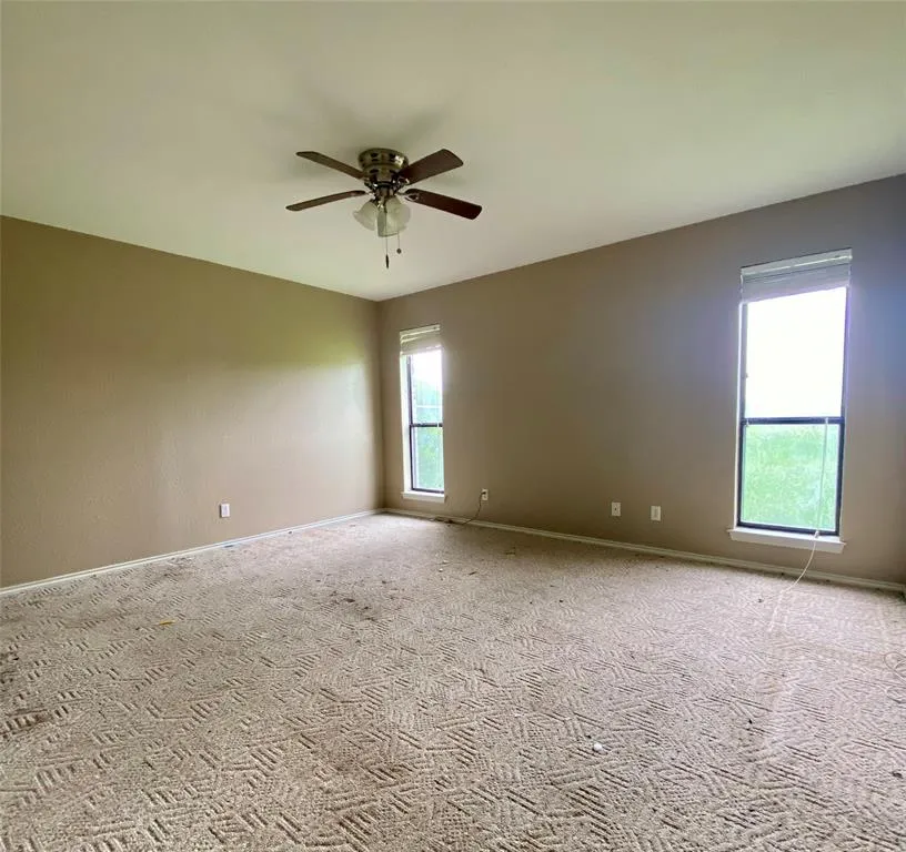 218 County Road 2992 Windom, TX 75492