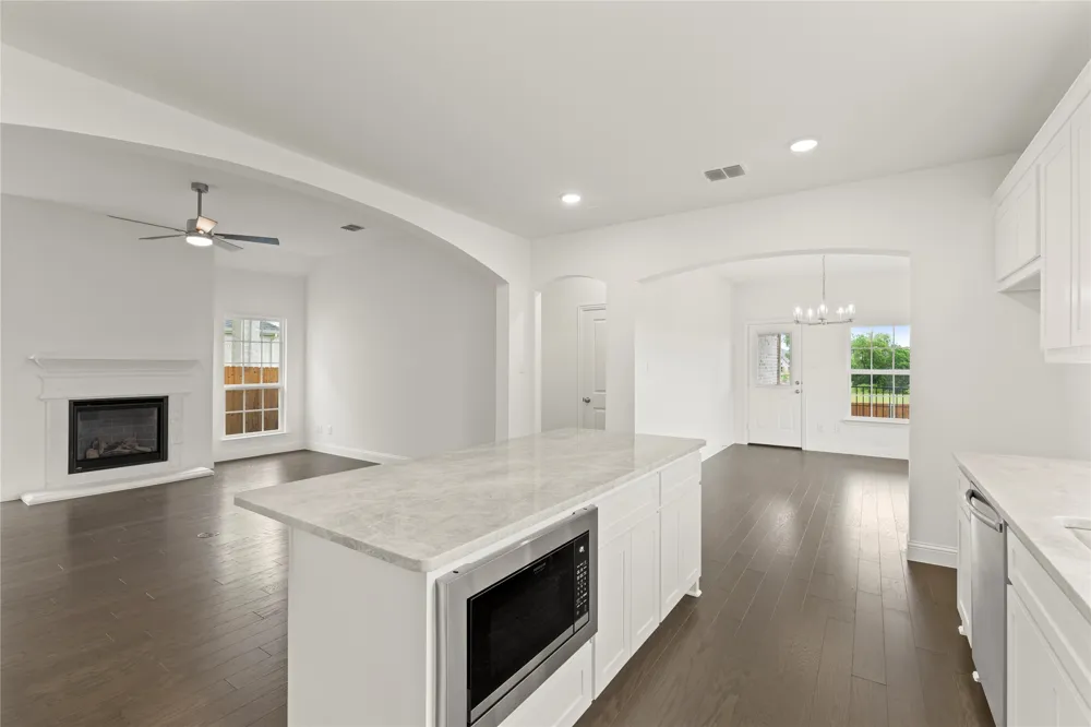 12710 Meadow Glen Rowlett, TX 75089