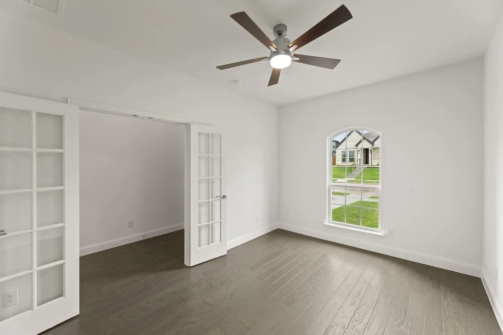 12710 Meadow Glen Rowlett, TX 75089