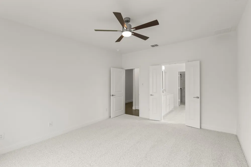 12710 Meadow Glen Rowlett, TX 75089
