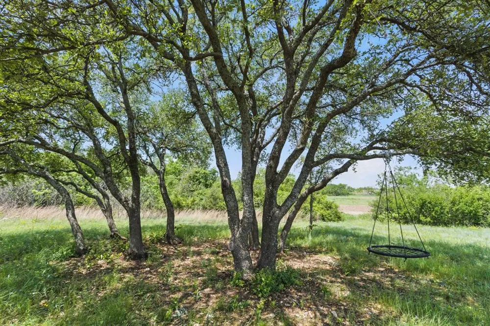 1613 County Road 440 De Leon, TX 76444