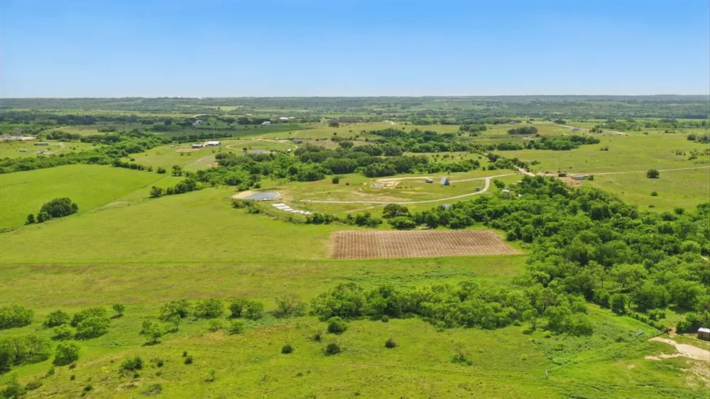 1613 County Road 440 De Leon, TX 76444