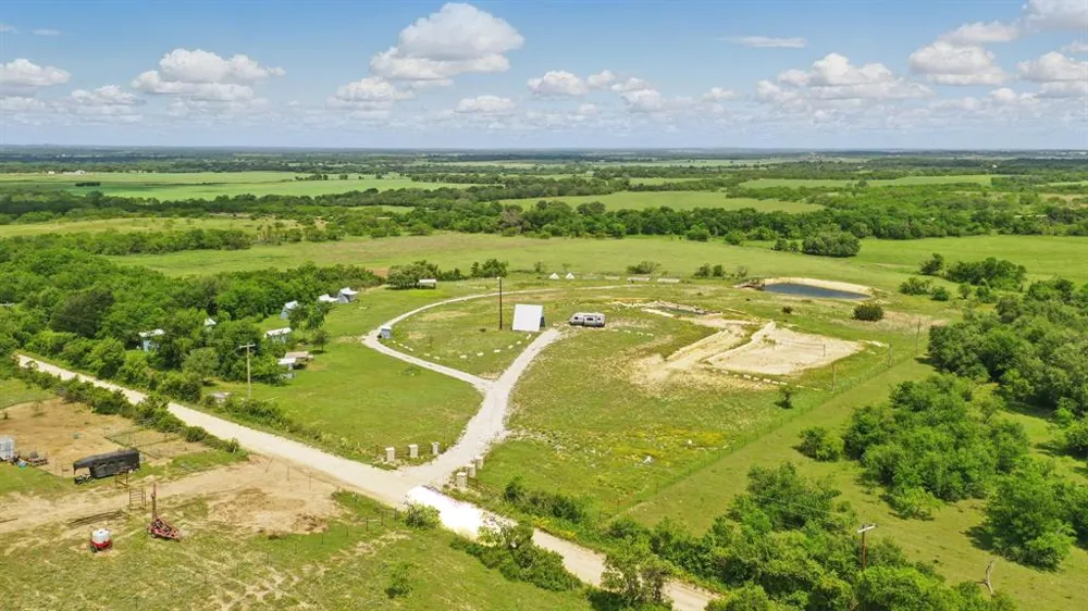 1613 County Road 440 De Leon, TX 76444