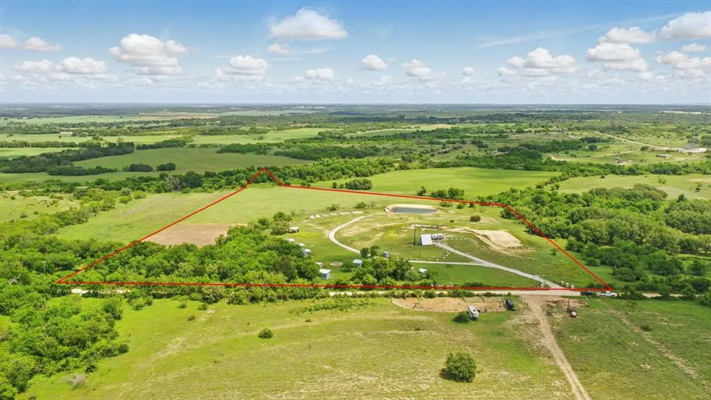 1613 County Road 440 De Leon, TX 76444
