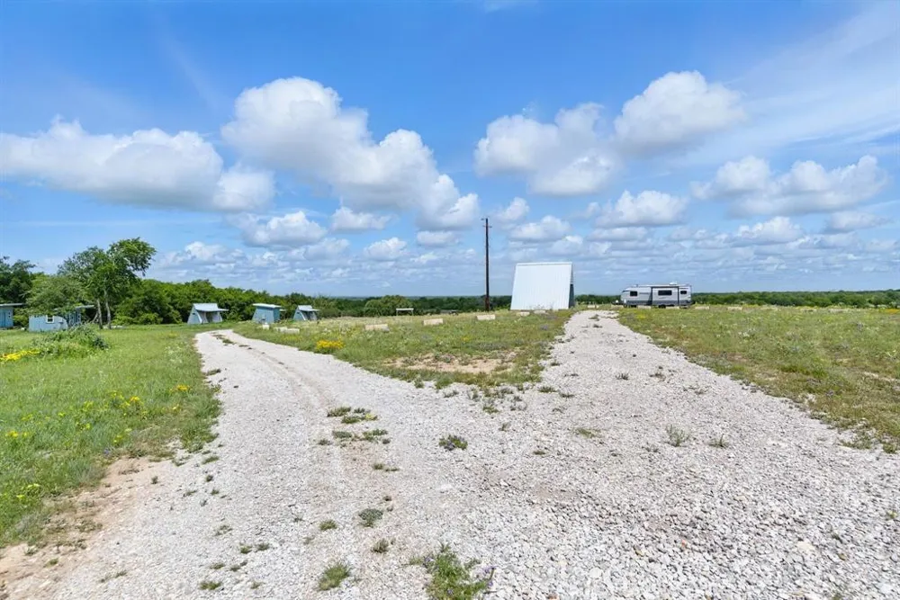 1613 County Road 440 De Leon, TX 76444