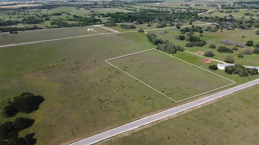 366 Yellowstone Drive Oglesby, TX 76561