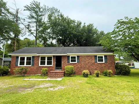 101 Windsor Drive