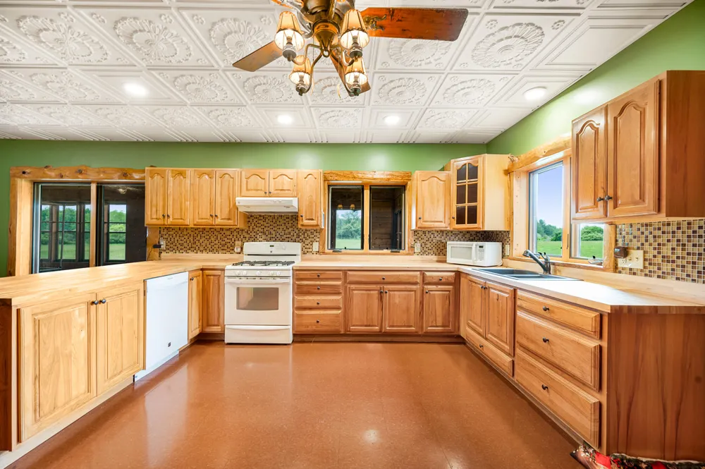 4450 50th Avenue Orient Township, MI 49679