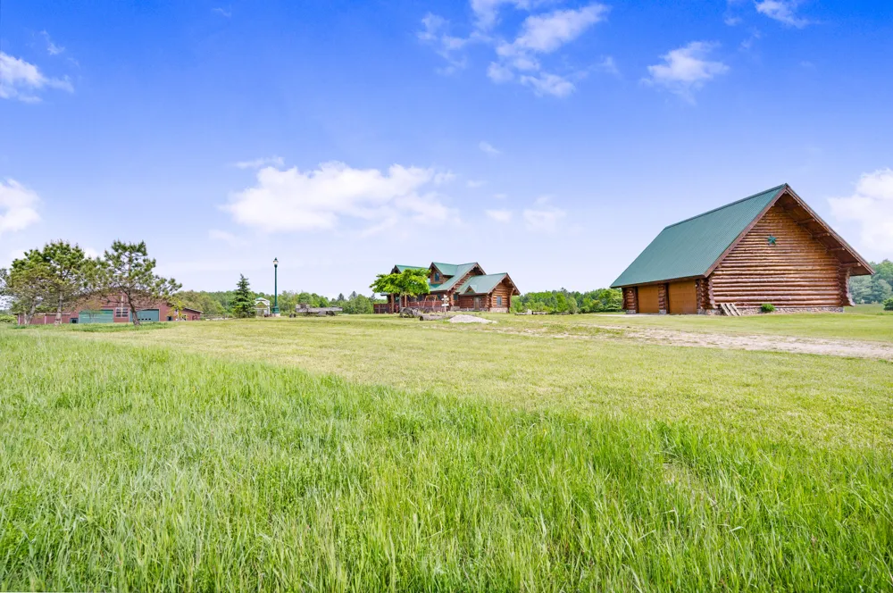 4450 50th Avenue Orient Township, MI 49679