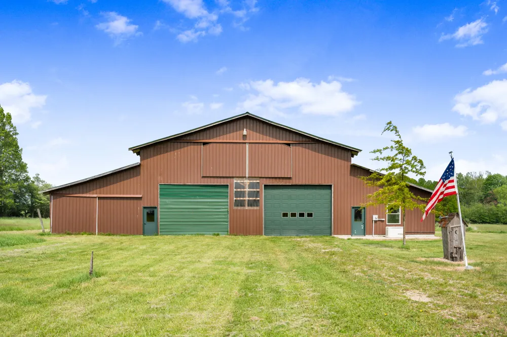 4450 50th Avenue Orient Township, MI 49679