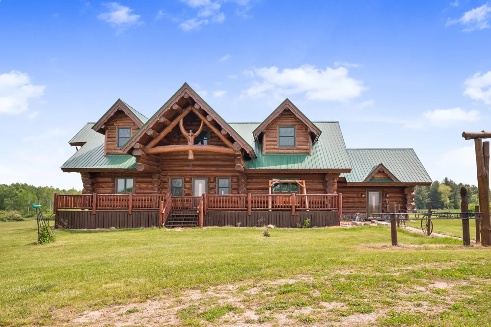 4450 50th Avenue Orient Township, MI 49679