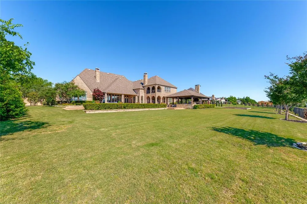 5409 Twin Cities Lane McKinney, TX 75070