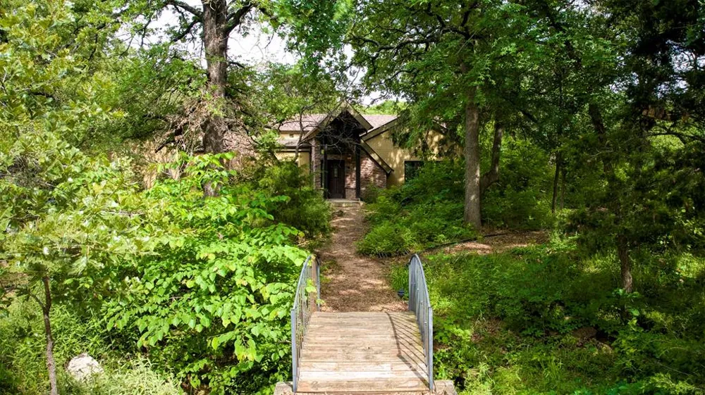 711 Pearl Cove Oak Point, TX 75068
