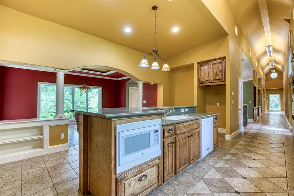 711 Pearl Cove Oak Point, TX 75068