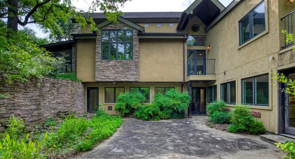 711 Pearl Cove Oak Point, TX 75068