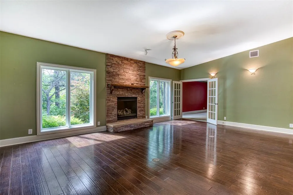711 Pearl Cove Oak Point, TX 75068