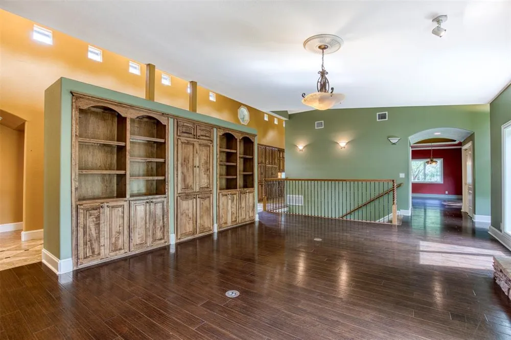711 Pearl Cove Oak Point, TX 75068
