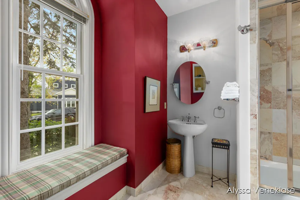 404 Shore Drive South Haven Charter Township, MI 49090