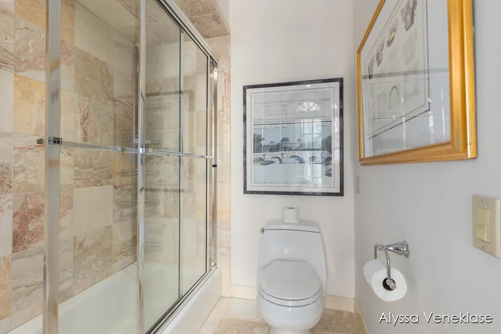 404 Shore Drive South Haven Charter Township, MI 49090