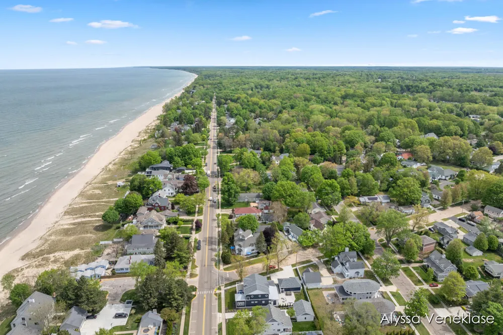 404 Shore Drive South Haven Charter Township, MI 49090