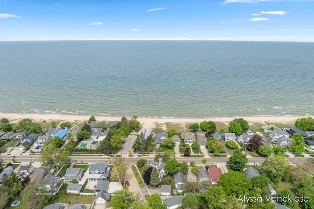 404 Shore Drive South Haven Charter Township, MI 49090