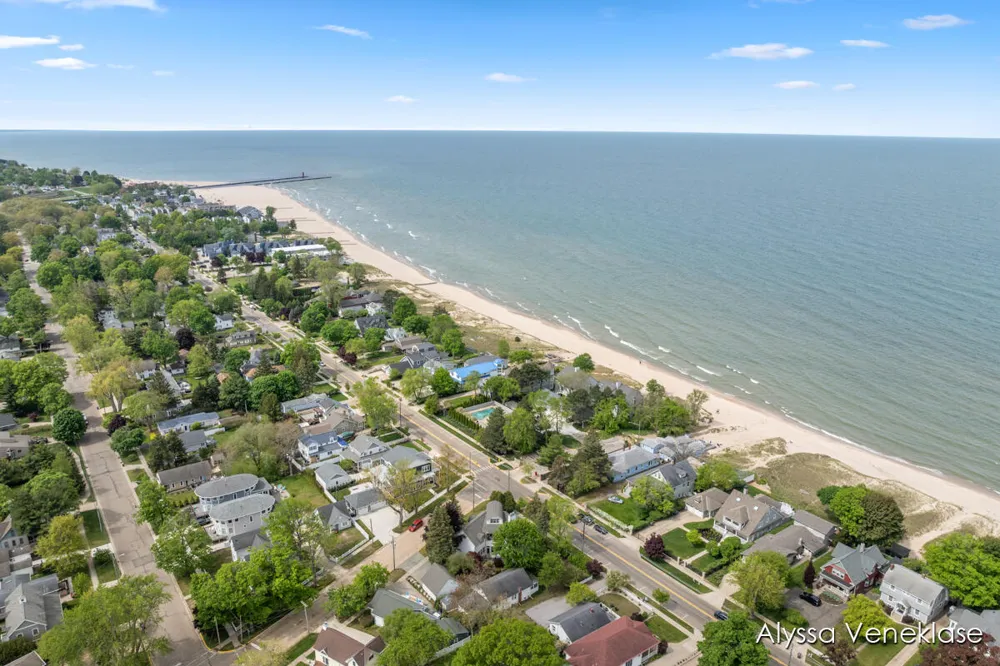 404 Shore Drive South Haven Charter Township, MI 49090