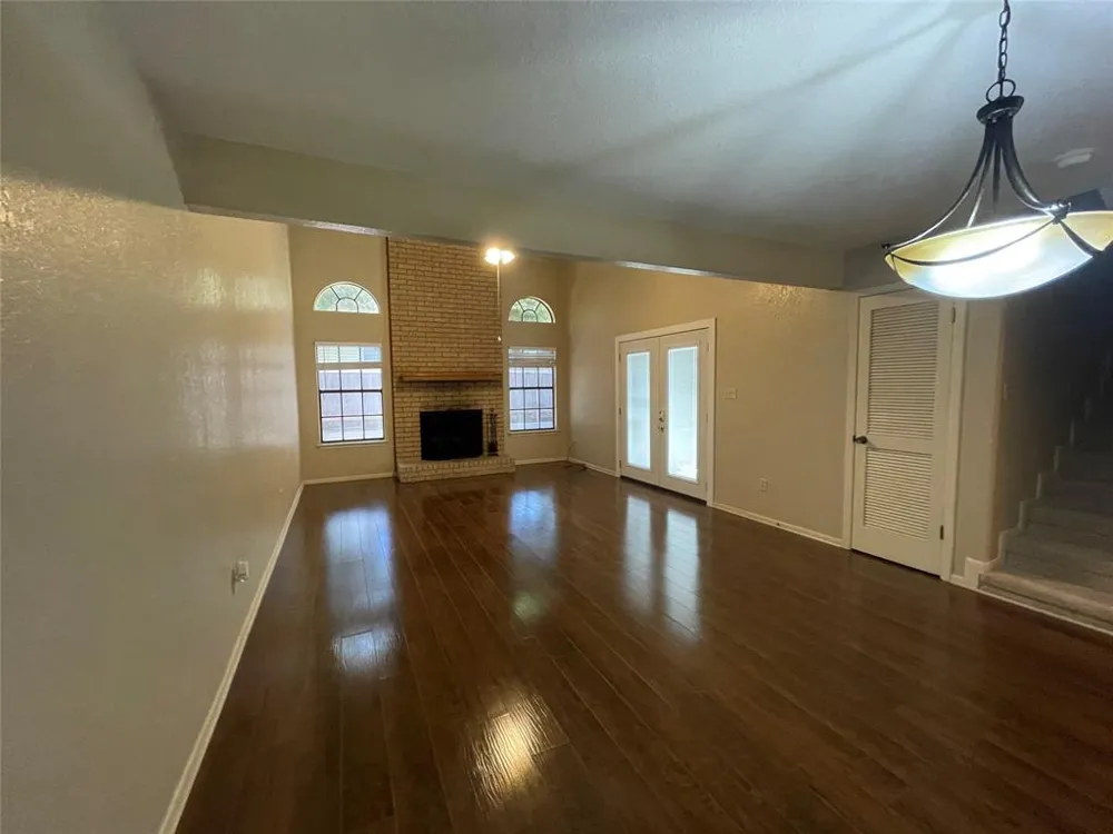 306 S Arnold Street Lampasas, TX 76550