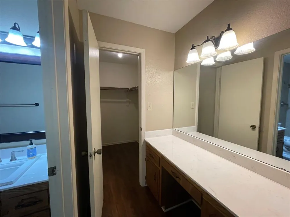 306 S Arnold Street Lampasas, TX 76550