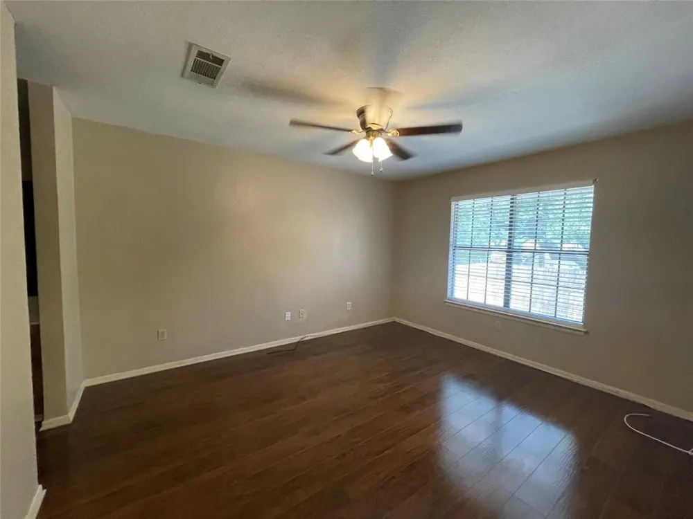 306 S Arnold Street Lampasas, TX 76550