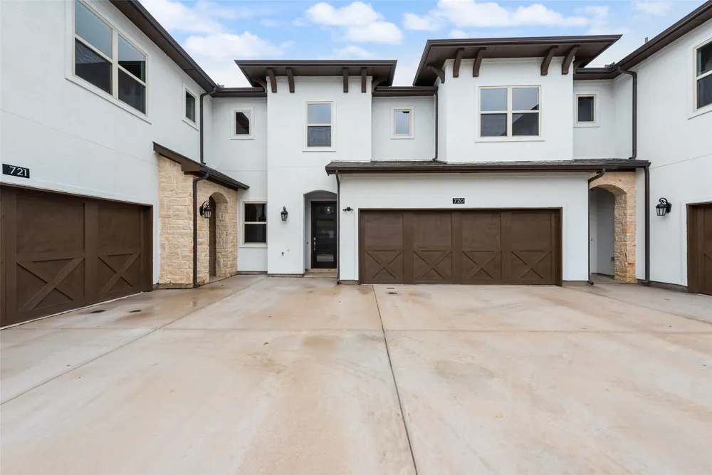 444 Waters Edge Drive #720 Hickory Creek, TX 75065