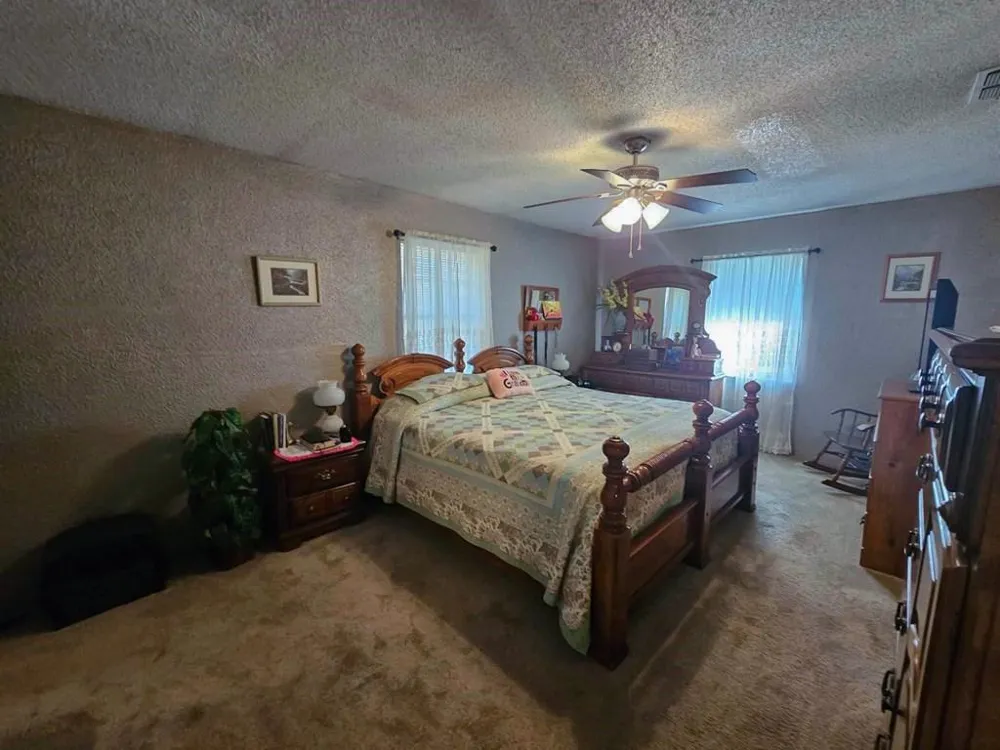 517 An County Road 147 Palestine, TX 75801