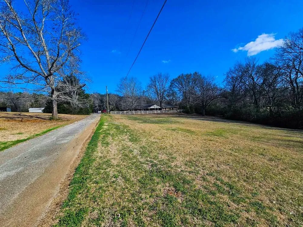 517 An County Road 147 Palestine, TX 75801
