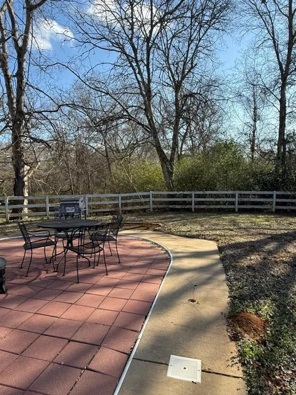 517 An County Road 147 Palestine, TX 75801