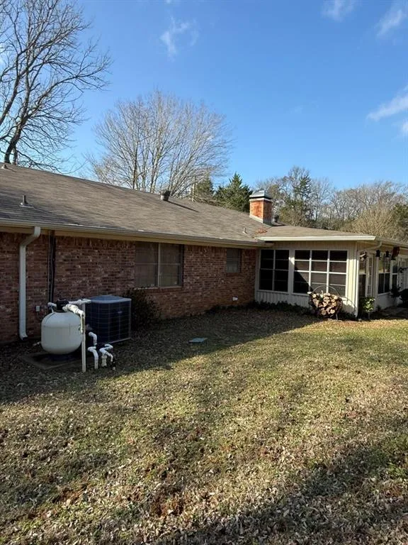 517 An County Road 147 Palestine, TX 75801