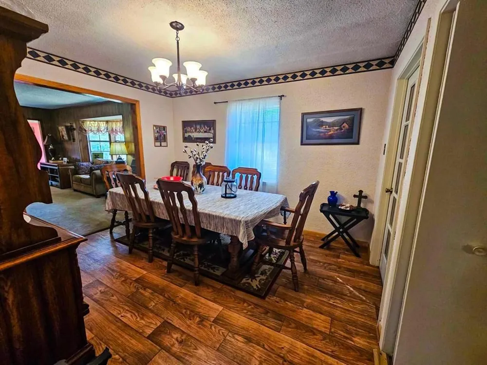 517 An County Road 147 Palestine, TX 75801