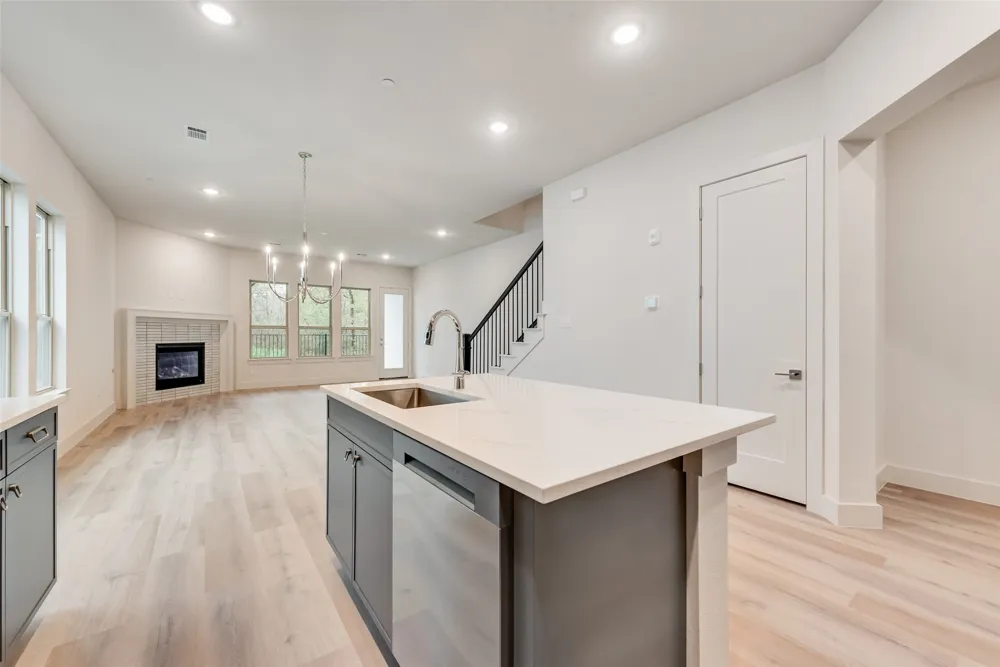 444 Waters Edge Drive #721 Hickory Creek, TX 75065