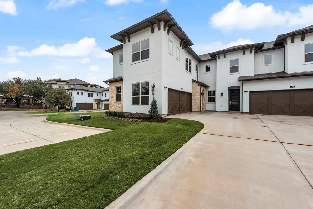 444 Waters Edge Drive #721 Hickory Creek, TX 75065