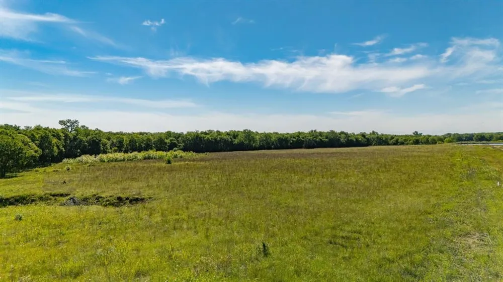 1625 Fm 904 S #ES Pecan Gap, TX 75469