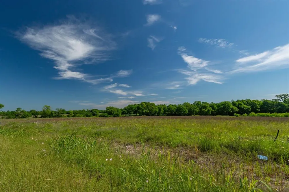 1625 Fm 904 S #ES Pecan Gap, TX 75469