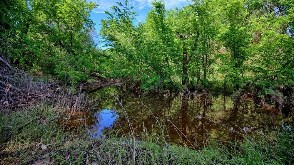 500 Starkey Ranch Rd St Jo, TX 76265