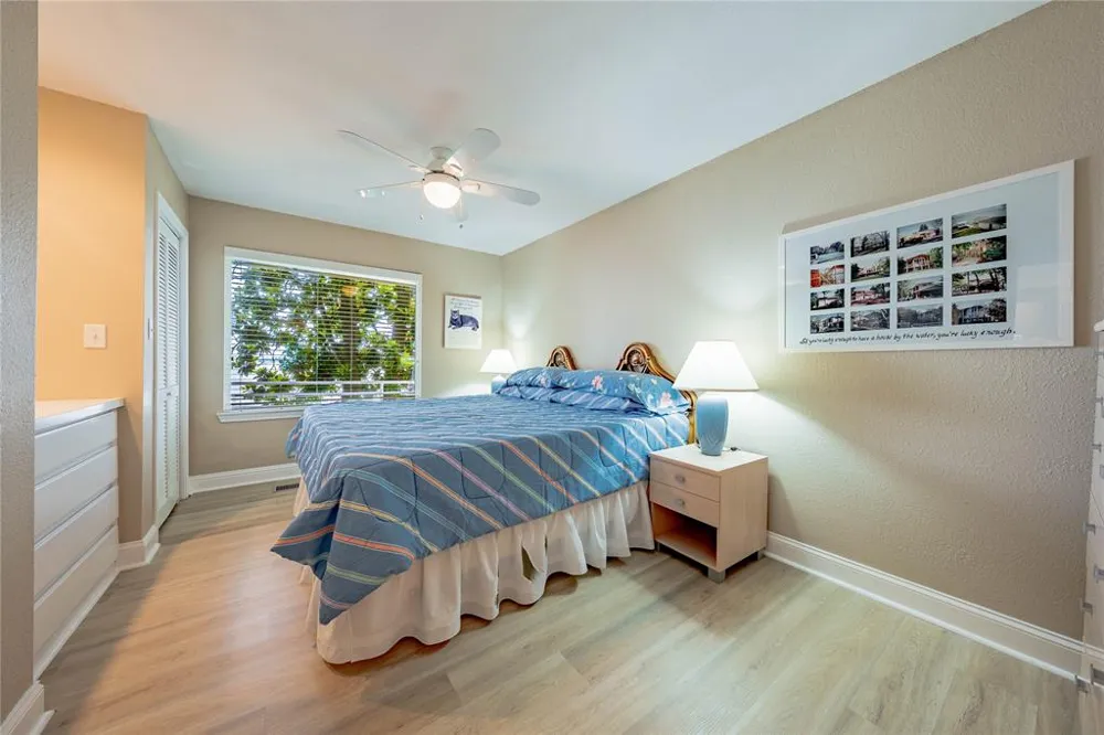 1232 Whispering Springs Drive Tool, TX 75143