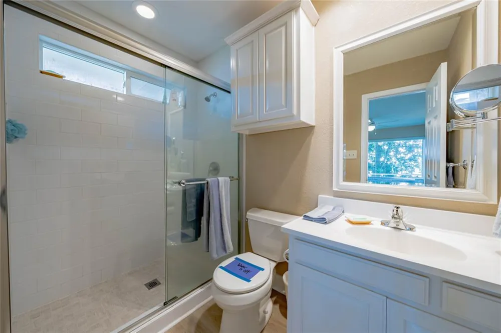 1232 Whispering Springs Drive Tool, TX 75143