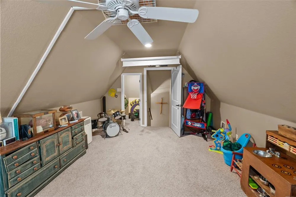 415 Stone Mountain Court Cresson, TX 76035