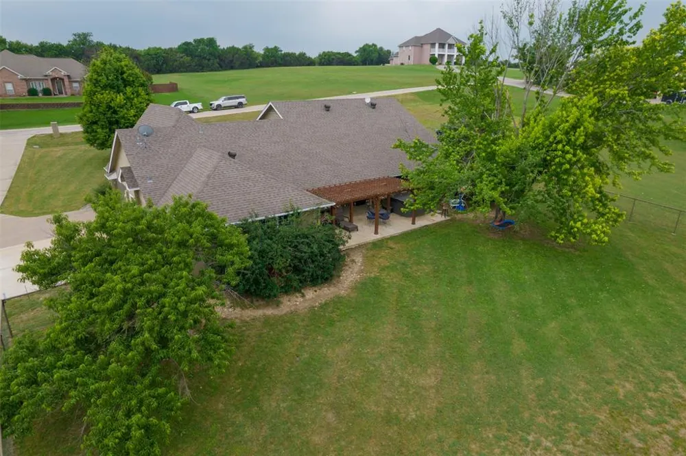 415 Stone Mountain Court Cresson, TX 76035