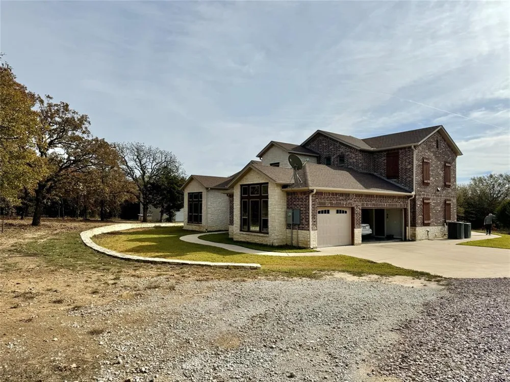 474 Eagle Cove Circle Tioga, TX 76271